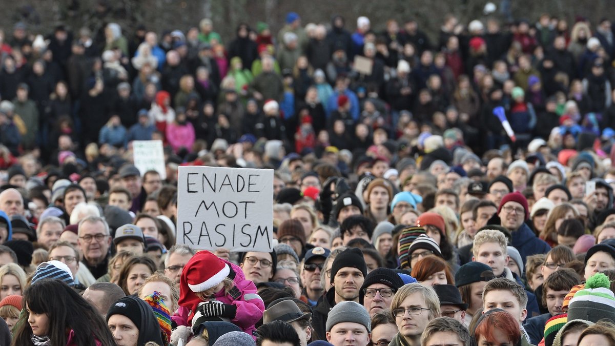Bild från demonstrationerna mot rasism som ägde rum i Kärrtorp. 